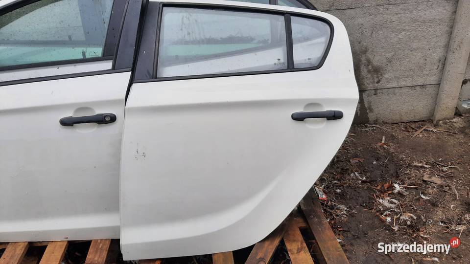 drzwi białe kompletne Hyundai i20 I 0814 prawe Drzwi Dębno