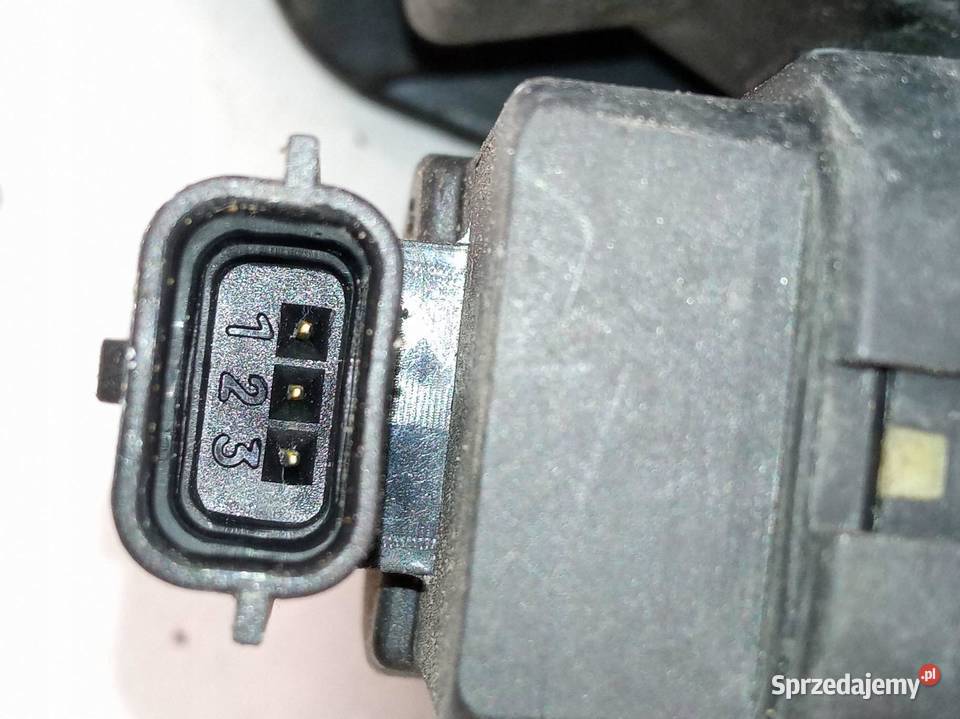 LAMPA PRZÓD PRAWA LIFT FL 8200481197 Renault sprzedam