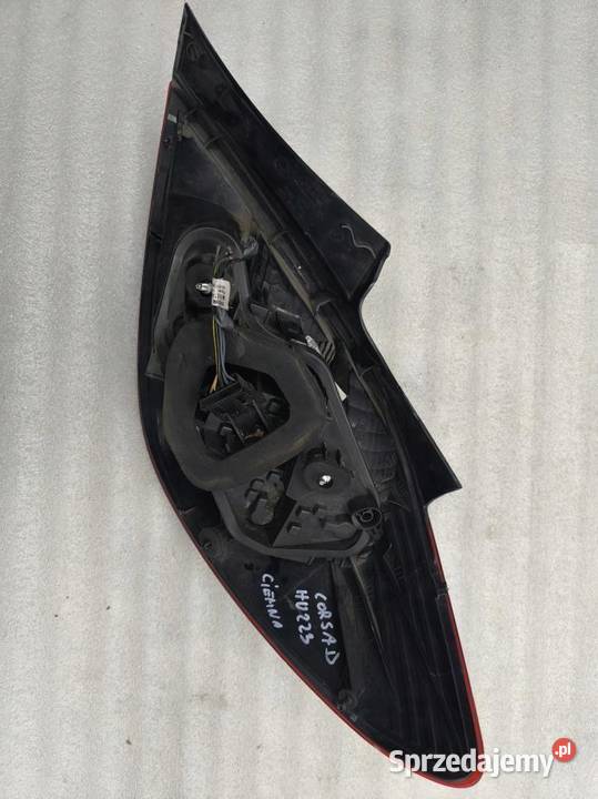 LAMPA LEWY TYŁ OPEL CORSA D 13296479