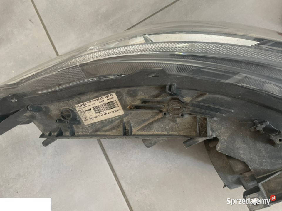 Peugeot 2008 lift reflektor przód L R Części samochodowe Kozubszczyzna