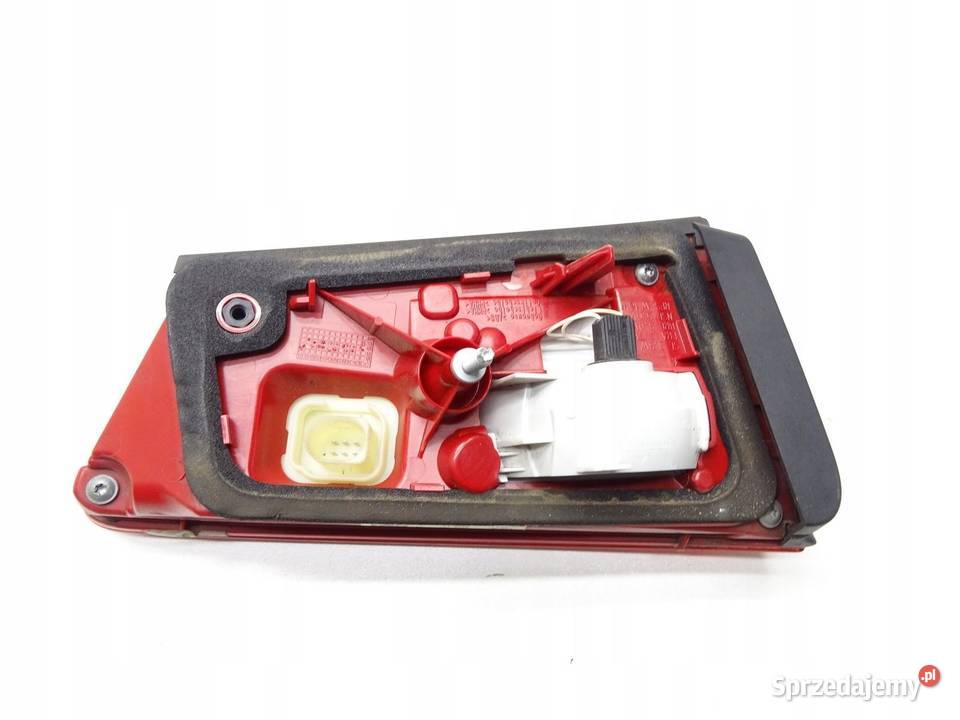 LAMPA PRAWA PRAWY TYŁ TYLNA W KLAPE LED AUDI A6 Lampy przednie Lampy przednie