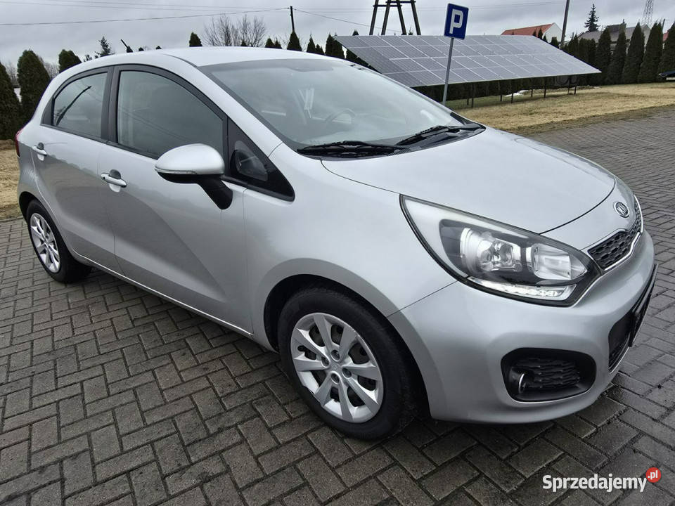 Kia Rio 12benz 1200cm3 sprzedam