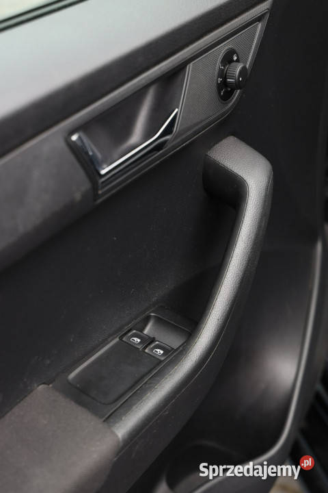 koda Fabia 10 95 uszkodzona III 2014 czarny Tychy sprzedam