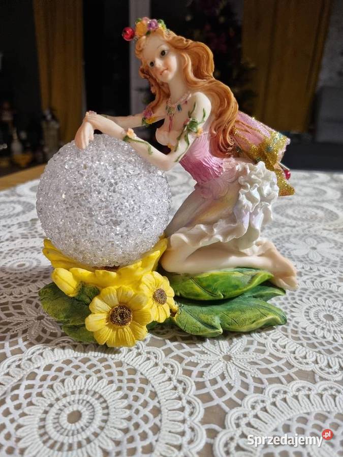 Figurka ceramiczna lampka wróżka wielkopolskie Wola Podłężna