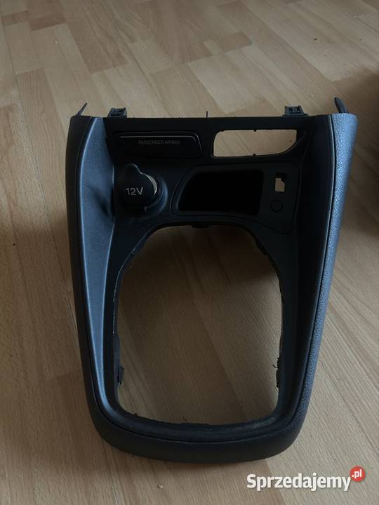 Konsola ET76R045H20 z gniazdem 12V Ford Glinica