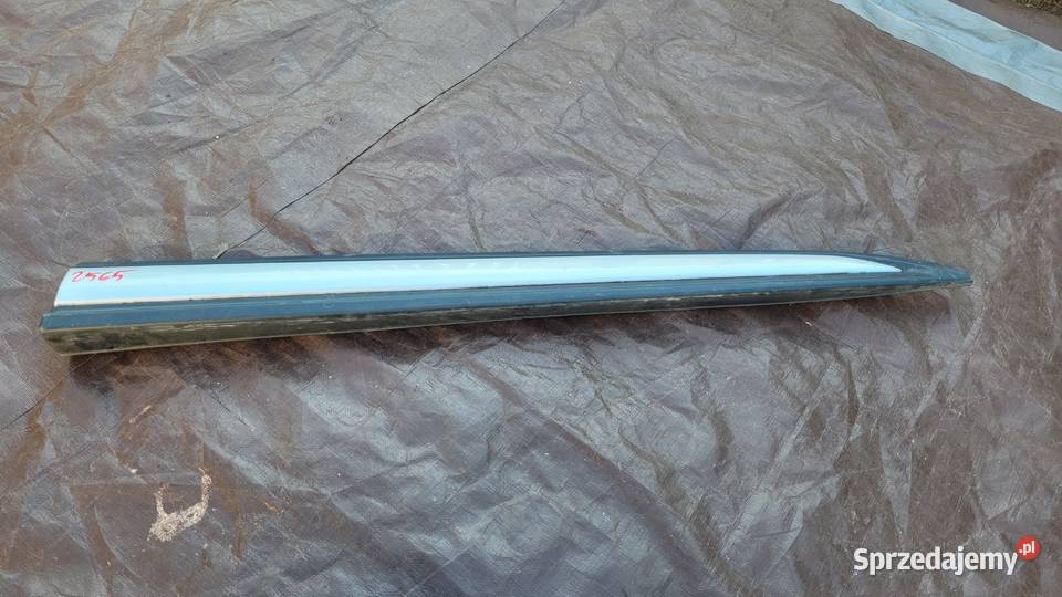 LISTWA DRZWI PRAWY PRZÓD MITSUBISHI OUTLANDER Ruda Śląska sprzedam