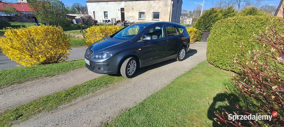 Seat Altea XL 19 TDI 2009 manualna Motoryzacja Chechło