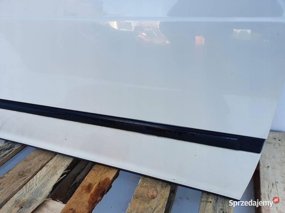 Saab 95 95 PRZEDNIE DRZWI PRAWE PRAWY PRZÓD 283 osobowe Chełm