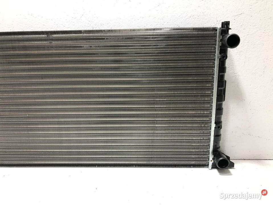 VW Golf IV 16 18 20 BENZYNA 19982002 CHŁODNICA