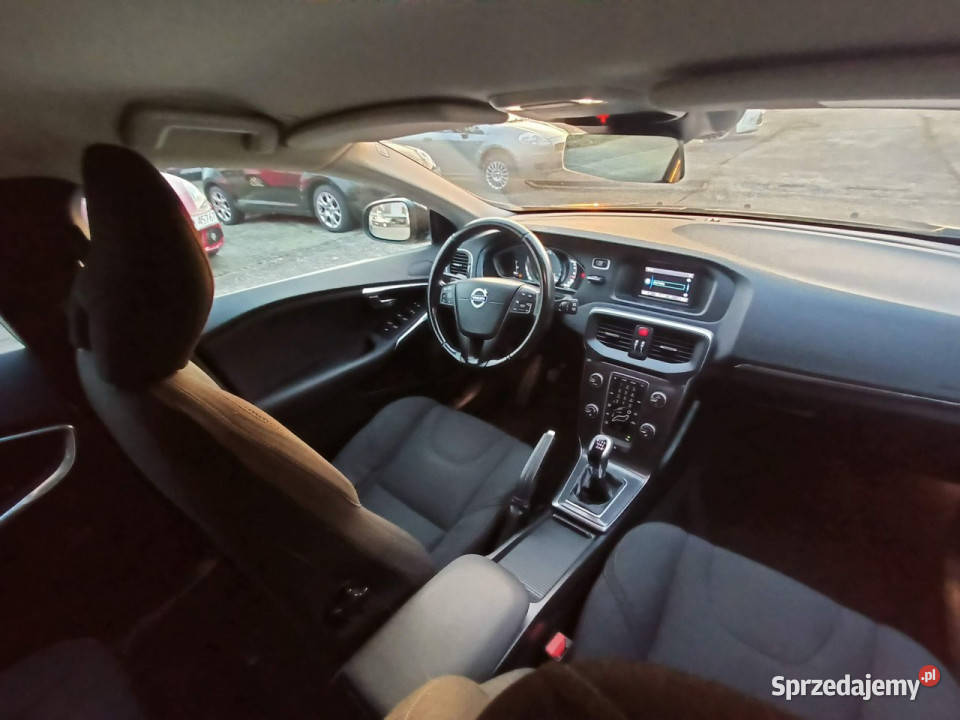 Volvo V40 niski przebieg zadbane II 2012 4/5 Tomaszów Mazowiecki