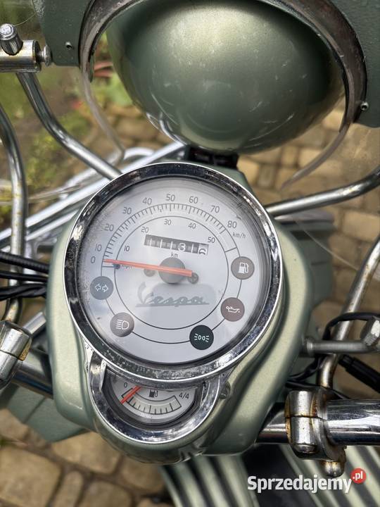 Vespa lxv 50