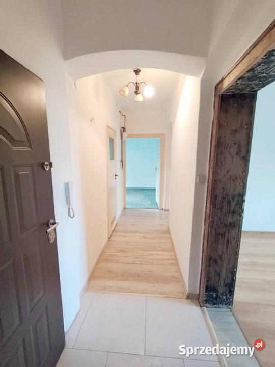 Przestronne 75 m w Śródmieściu 2 pokoje Niski 75m2 Bytom