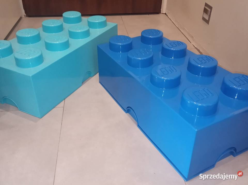 Dwa pojemniki LEGO Toruń