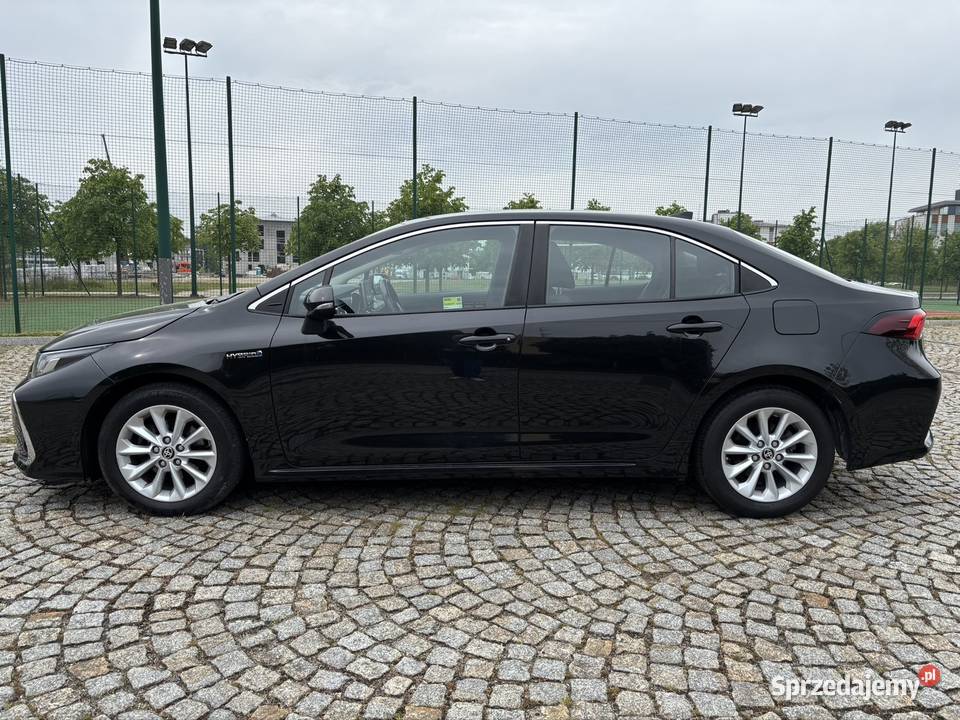 Toyota Corolla I rej 2022 Salon Polska Iława sprzedam