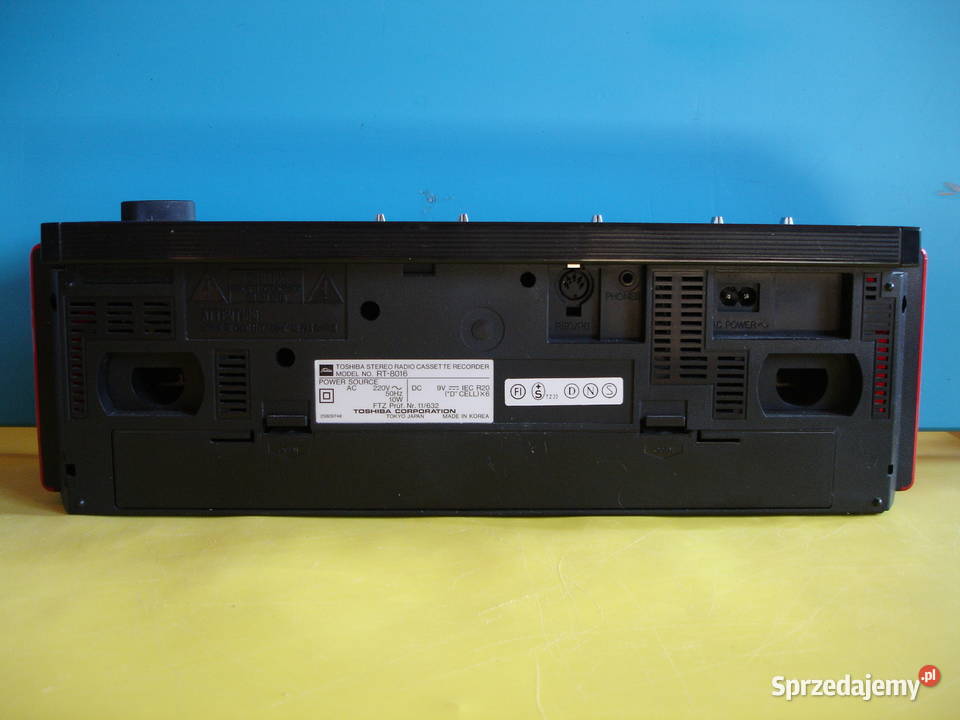 Radiomagnetofon TOSHIBA RT8016