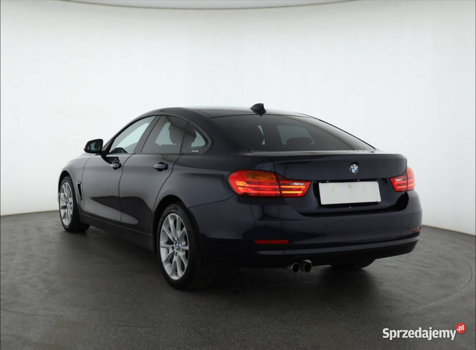 BMW 4 Gran Coupe 420d xDrive gniazdo USB
