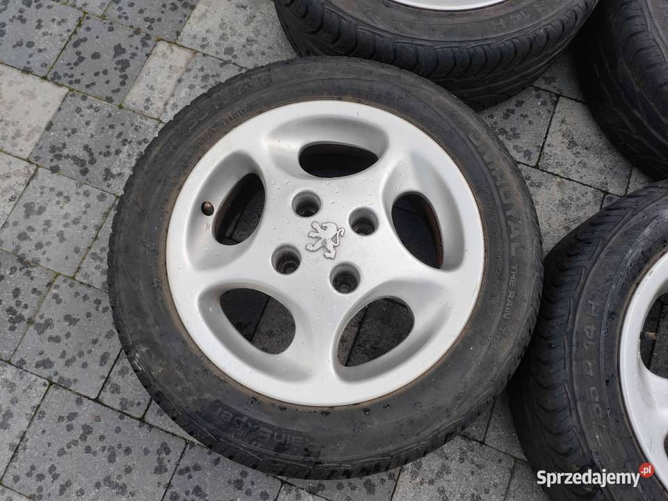 Z oponami Uniroyal 6 mm bieżnikKoła Peugeot 106 Samochodowe Książenice