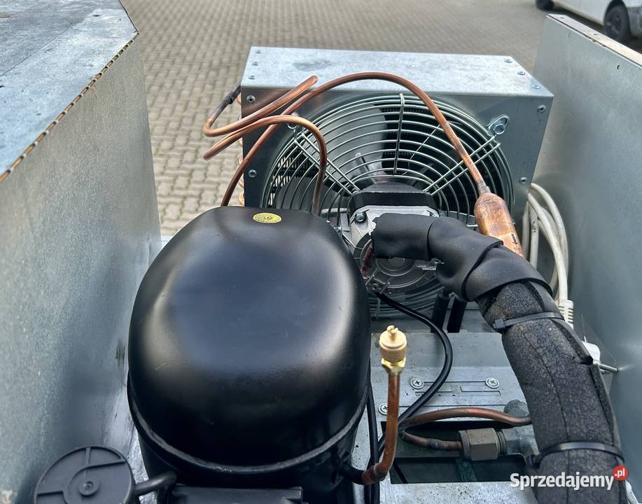 SZAFA CHŁODNICZA PORKKA 700L LODÓWKA CHŁODZIARKA Krępsko