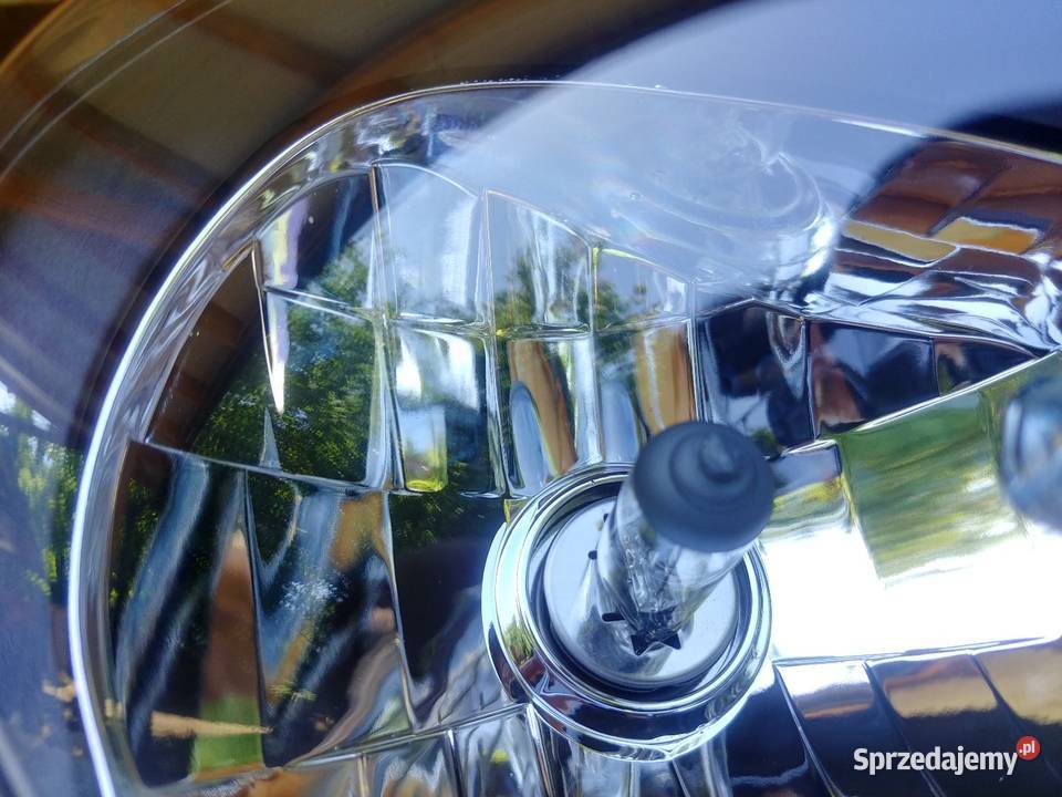 Lampa reflektor przód Triumph Speed Triple 1050 Zwierzyniec