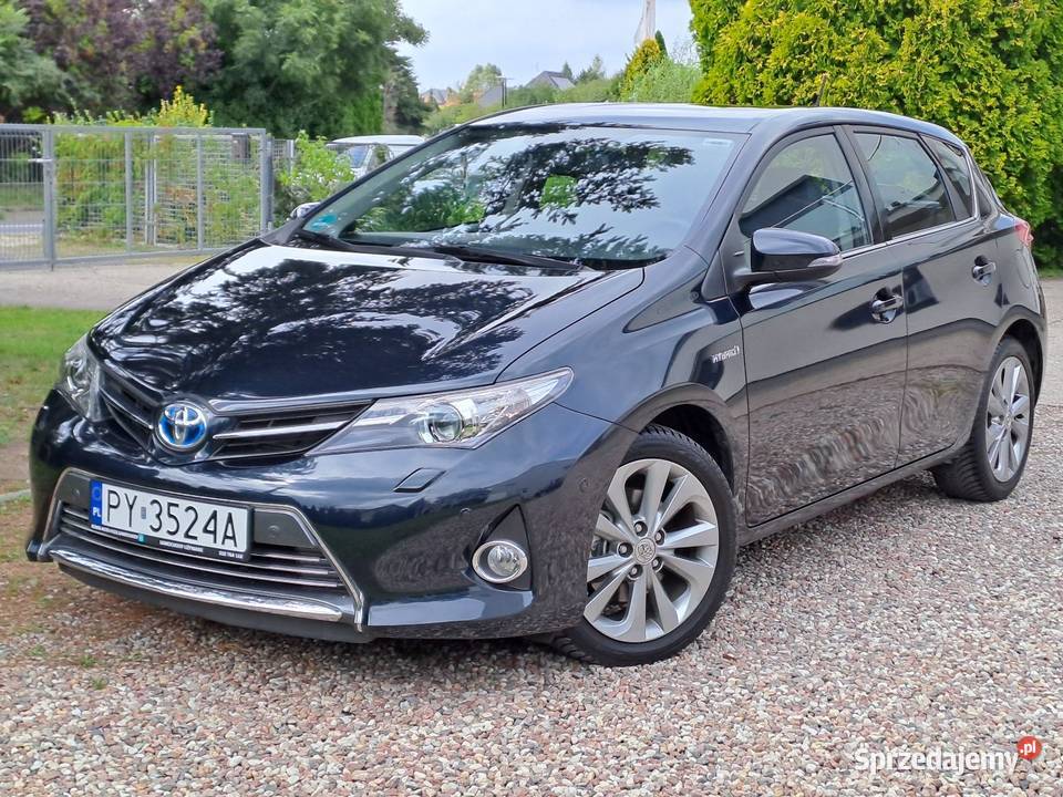 Toyota auris ! 1.8 Benz.+Hybryda ! Bogata Wersja!