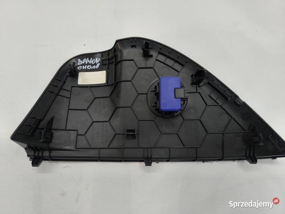 ZAŚLEPKA KONSOLI PRAWA HYUNDAI BAYON X84786Q0100 wielkopolskie