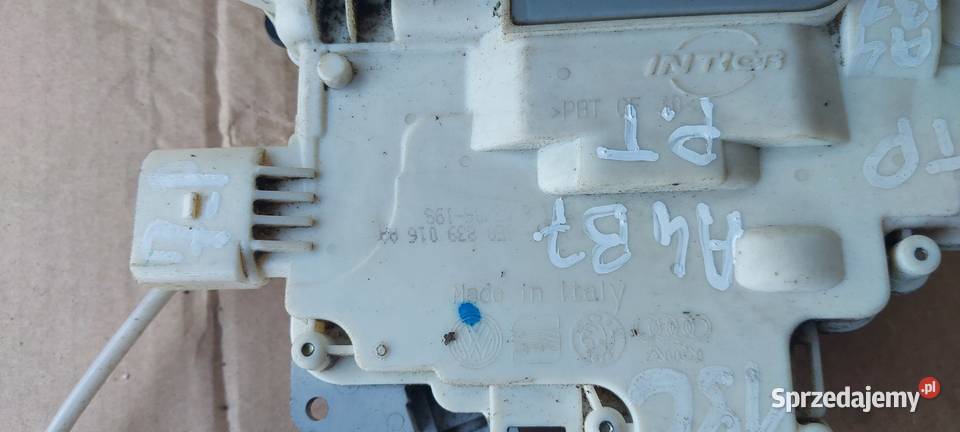 Zamek drzwi tył prawy AUDI A4 B7 7PIN Szczecin sprzedam