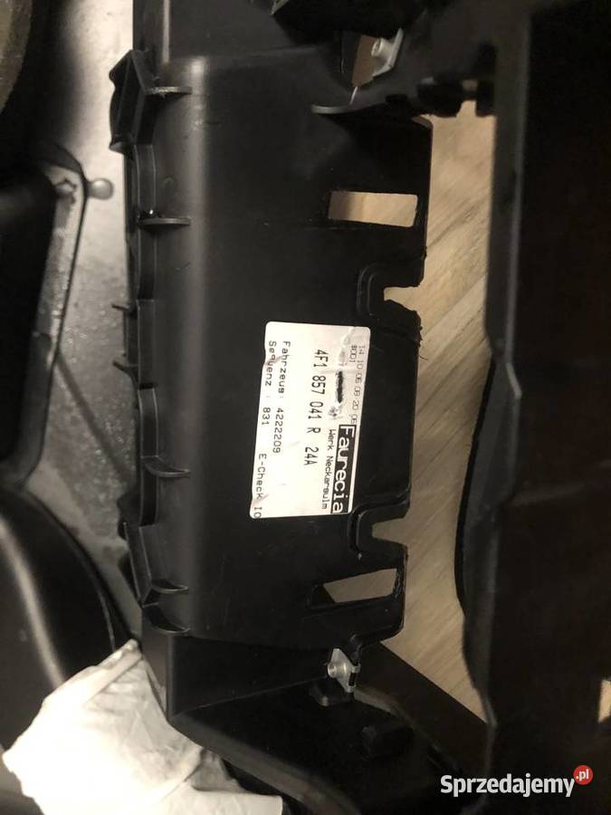 Konsola kokpit deska pasy airbag AUDI A6 c6 07r Darłowo