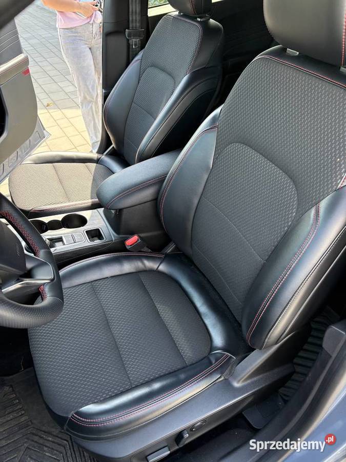 Ford Escape Kuga ST 25 przebieg 20 benzyna 260 Poddębice