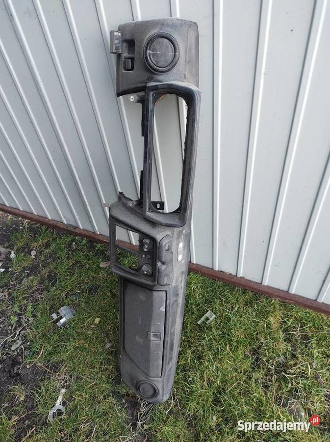 SKODA 105 120 125 130 konsola deska rozdzielcza Części