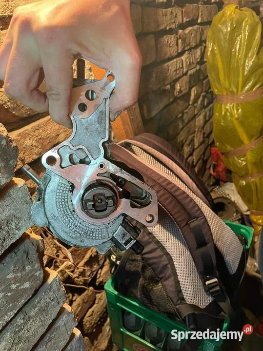 Pompa vacum passat 19 tdi