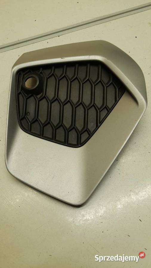 AUDI A3 8Y0 KRATKA ZDERZAKA PRZÓD LEWA 8Y0807953 Karoseria Goleniów sprzedam