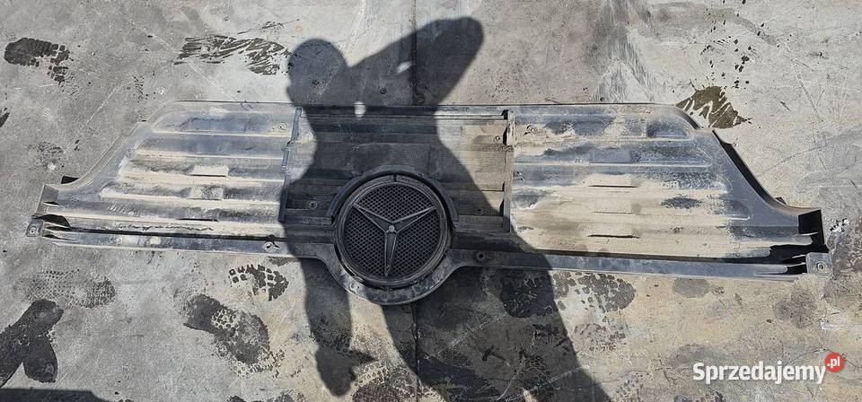 GRILL ATRAPA MERCDESBENZ AXOR 2528L A9408880123 osobowe kujawsko-pomorskie