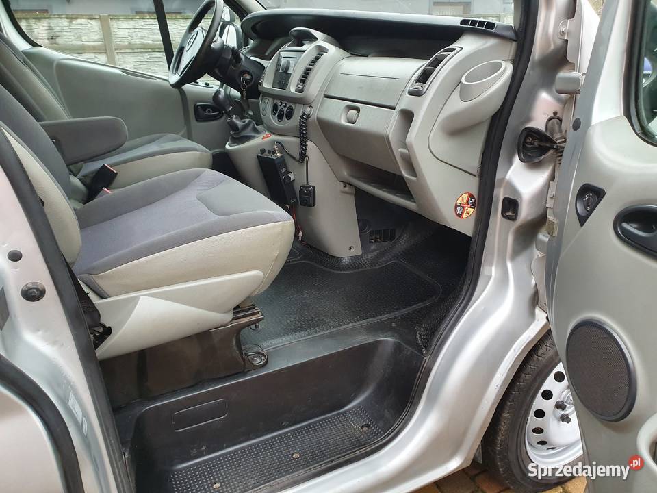 Opel Vivaro 5 osobowy manualna Koło