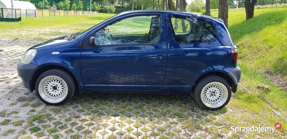 Toyota Yaris mega oszczędna do jazdy 1364cm3 Kraśnik sprzedam