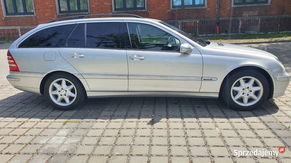 Mercedes CKlasa 270 CDI Kombi 2004 Szwajcaria diesel Klasa C Wrocław