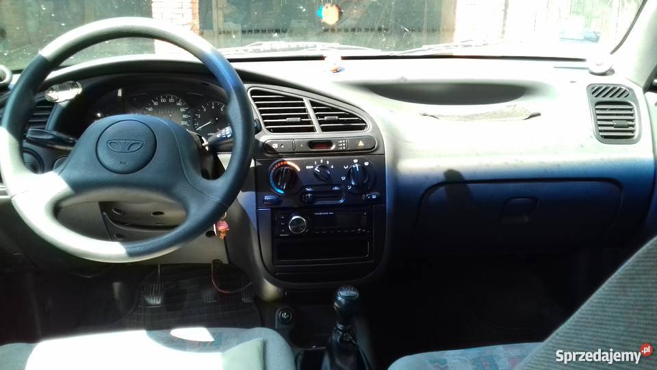 Daewoo Lanos 15 Srebrny stan Kamieniec