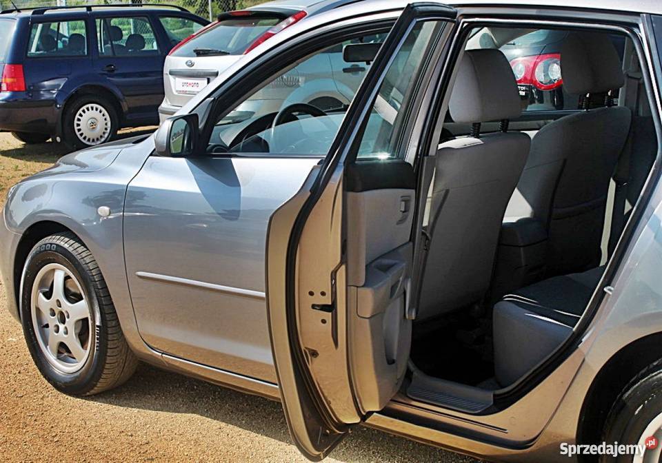 Mazda 3 szary Rok produkcji 2005 dolnośląskie Strzegom