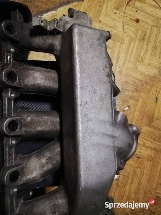 Kolektor ssący Audi C4 S4 S6 AAn kolektory ssące Jacnia