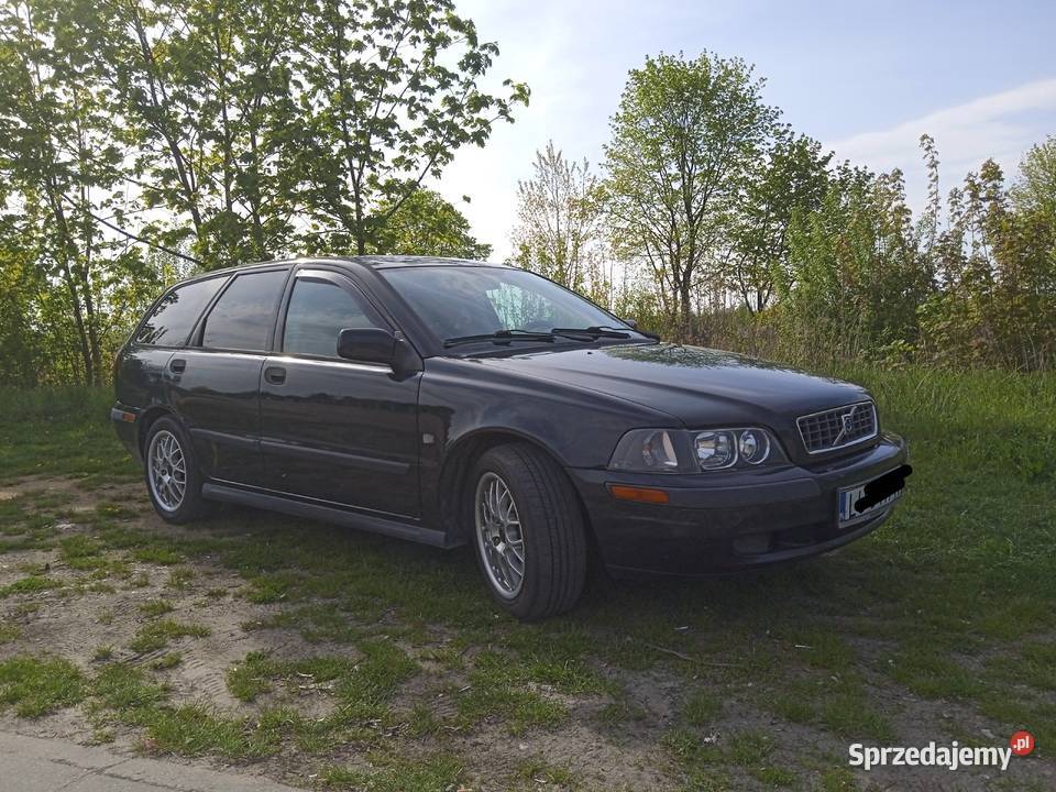 Volvo V40 18 BG 2000r długie opłaty nieuszkodzony V40