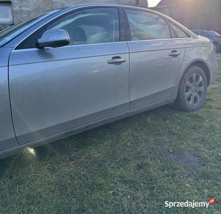 Audi a4b8 powypadkowa hak