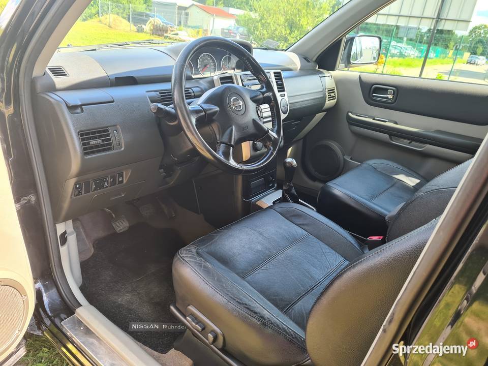 Nissan XTrail 25 benzyna 4WD Skóry 2 sztuki w radio warmińsko-mazurskie Olsztyn