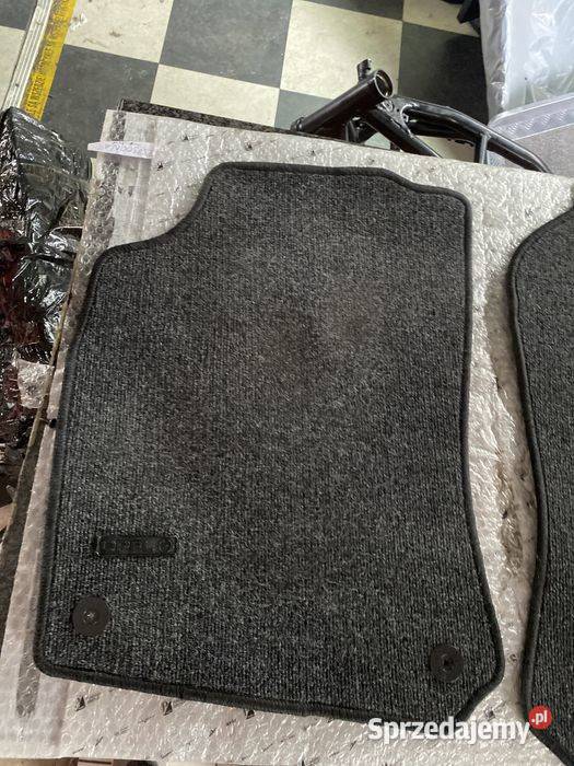 Wycieraczki Dywaniki Samochodowe Opel Nowe