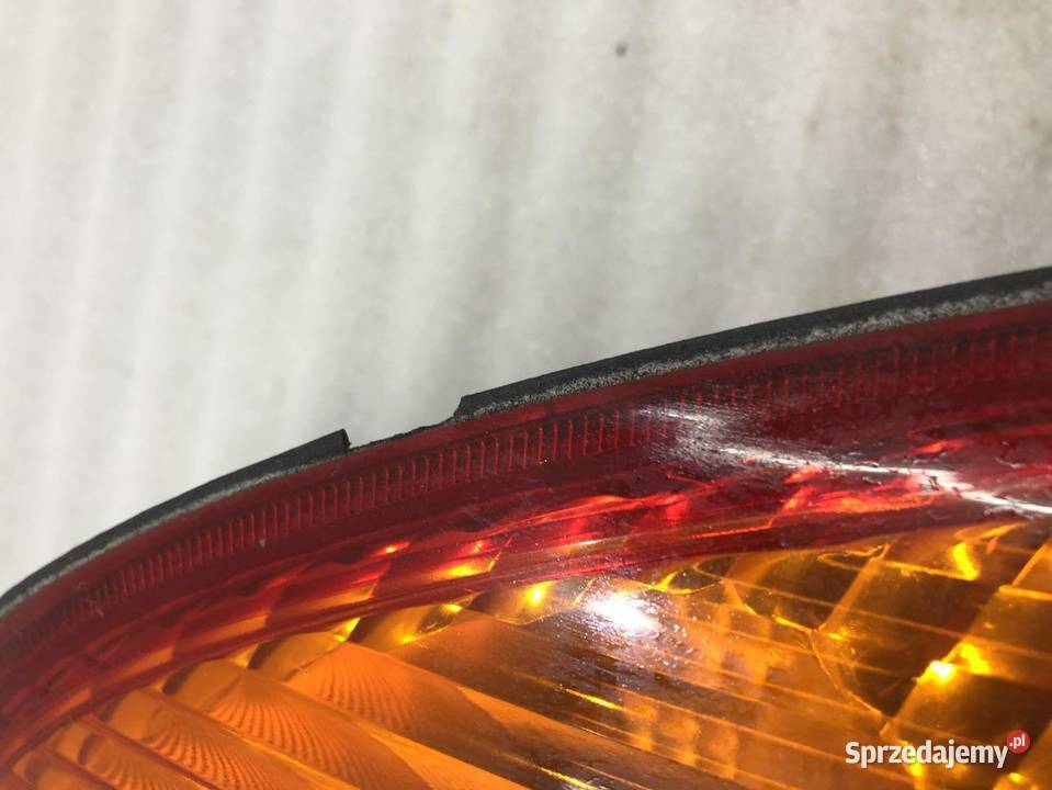 FORD FOCUS MK1 HATCHBACK LAMPA LEWY TYŁ Lampy cofania