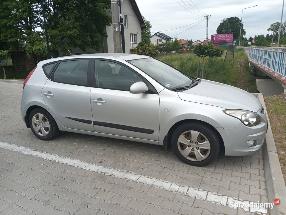 Hyundai i30 16 benzyna manualna Łomża