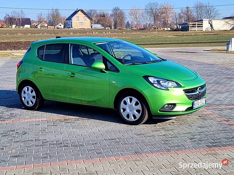 ŚLICZNY z niskim przebiegiemKAMERA bluetooth sprzedam