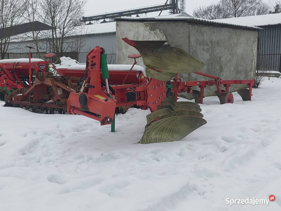 Pług obracalny AGROMASZ 4 Żółkiewka-Osada