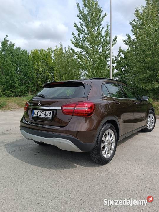 MercedesBenz GLA 180 7GDCT 16 Benzyna 122 2018r Kędzierzyn-Koźle