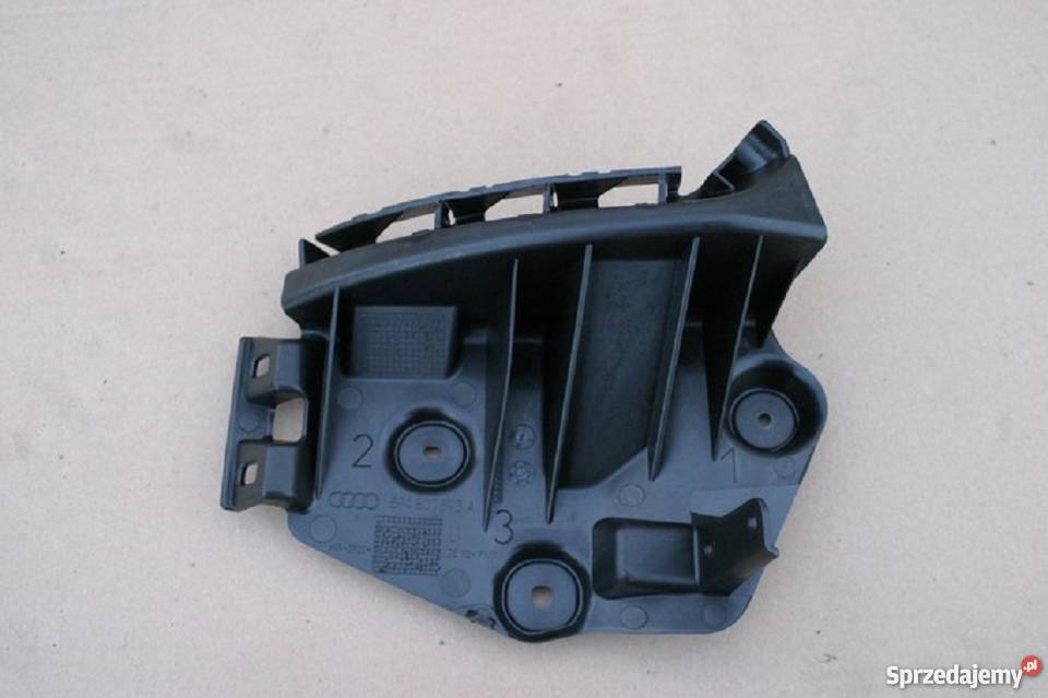 AUDI A3 8P4 ŚLIZG ZDERZAKA TYŁ POD LAMPĘ