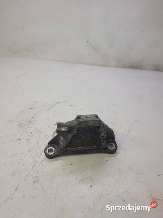 ŁAPA PODPORA SILNIKA AUDI A6 C6 30 T 8E0199308Q Przystajń