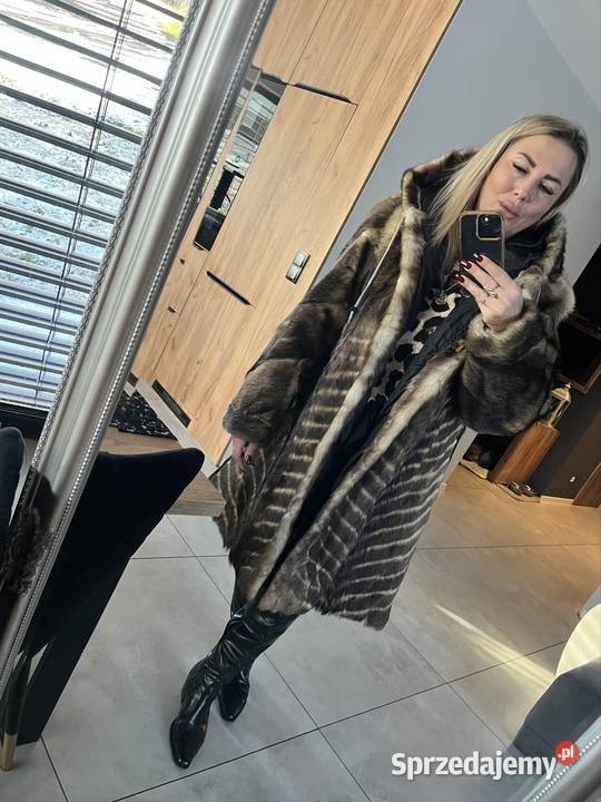 Sprzedam w stanie idealnym futro z wilka LXL Kożuszek Kraków